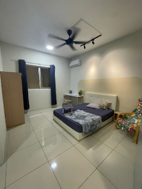 Studio for rent in P ...