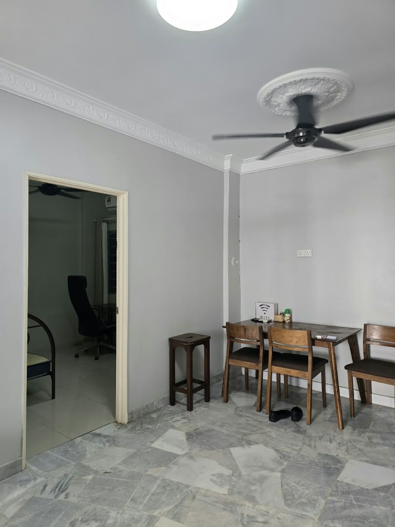Latest listing in Kuala Lumpur