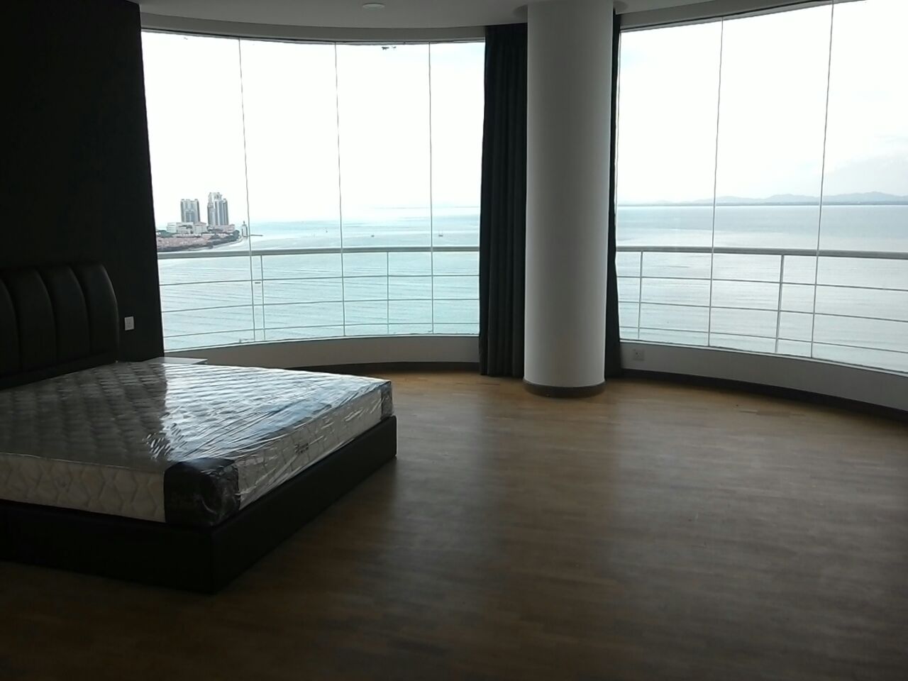 MILLENIUM TOWER, PERISARAN GURNEY, PENANG - photo 4