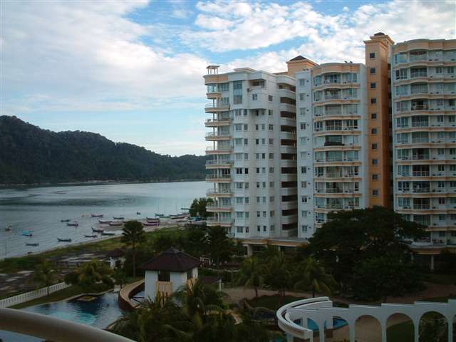 GOLD COAST RESORT