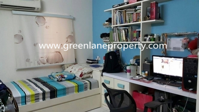 Greenlane Park, Green Lane - photo 2