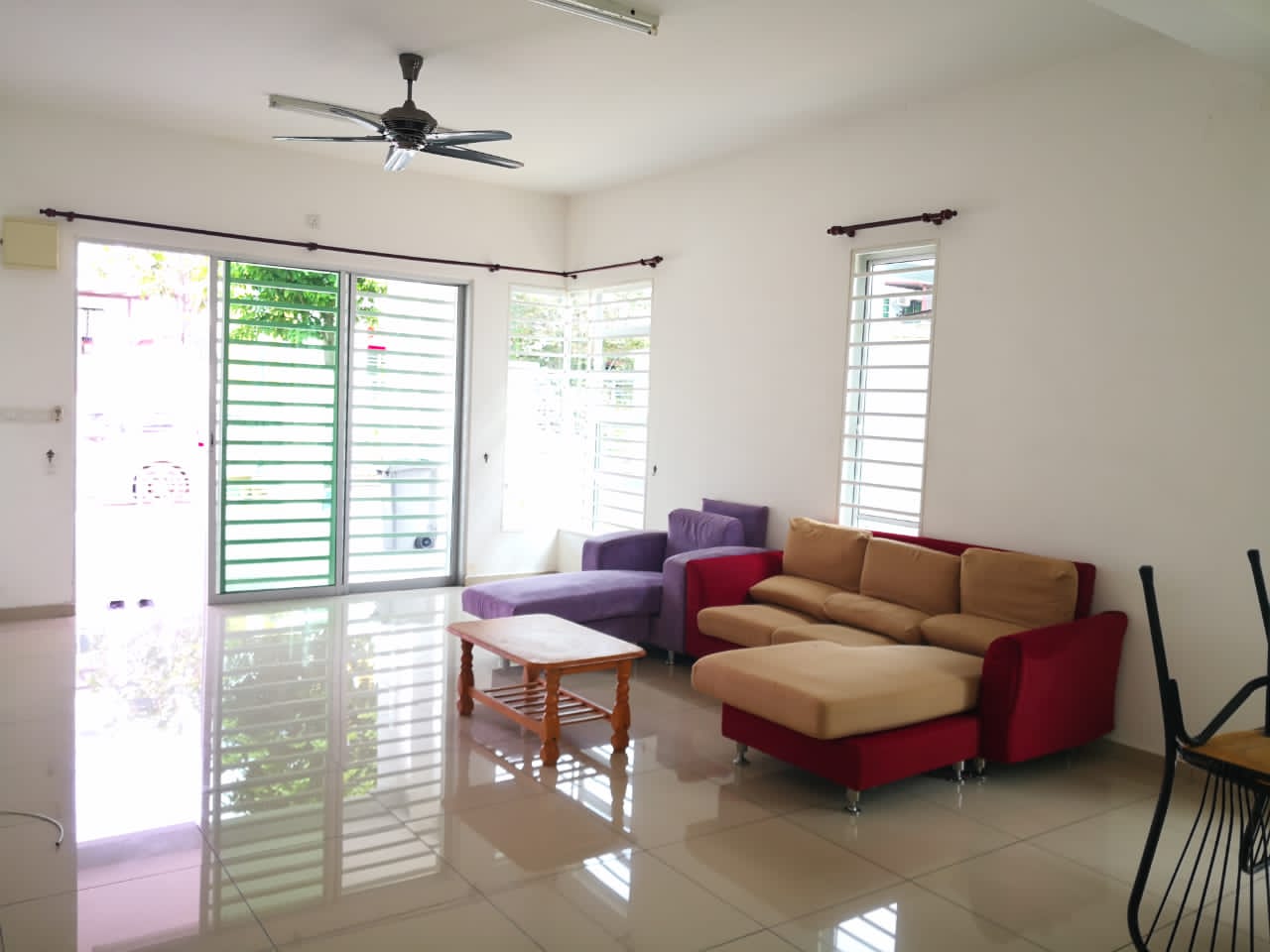 sendayan Double storey end lot with land - photo 2
