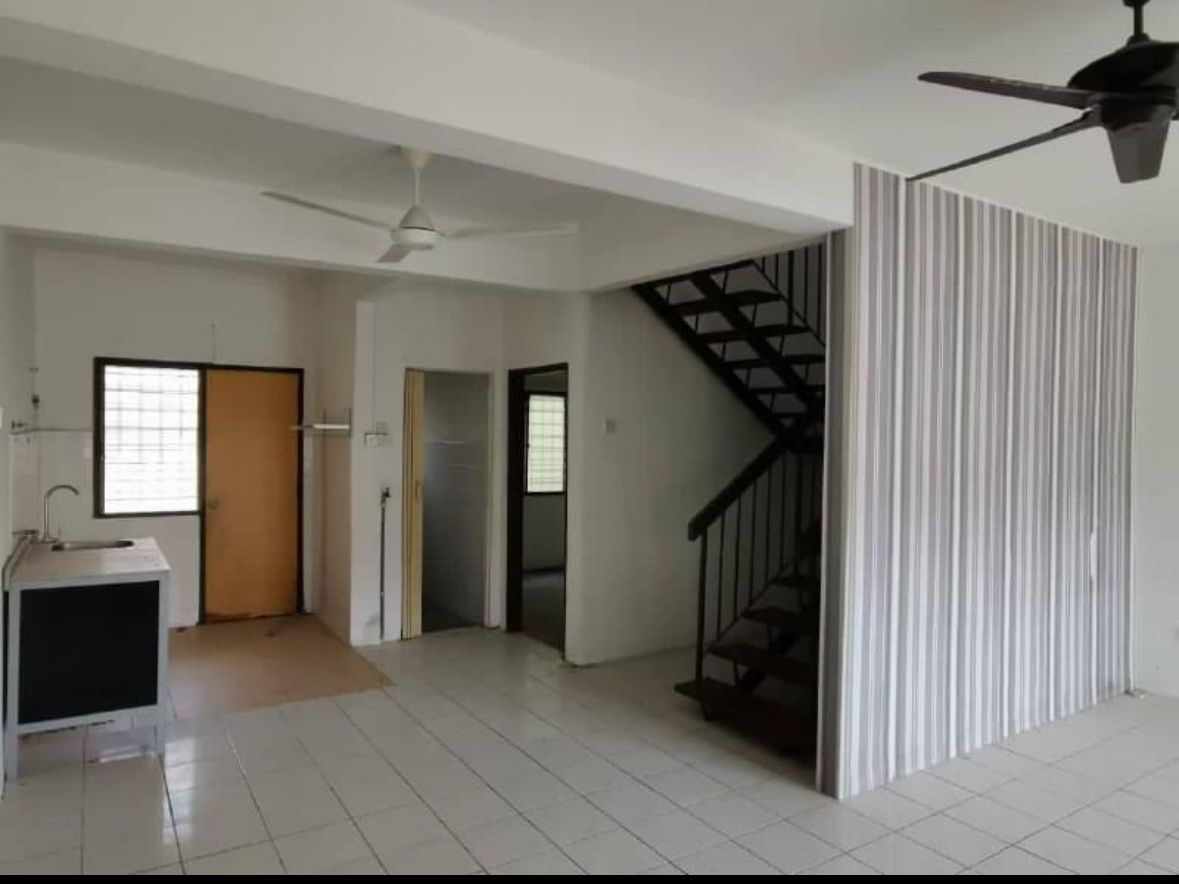 2 Sty House For Sale ...