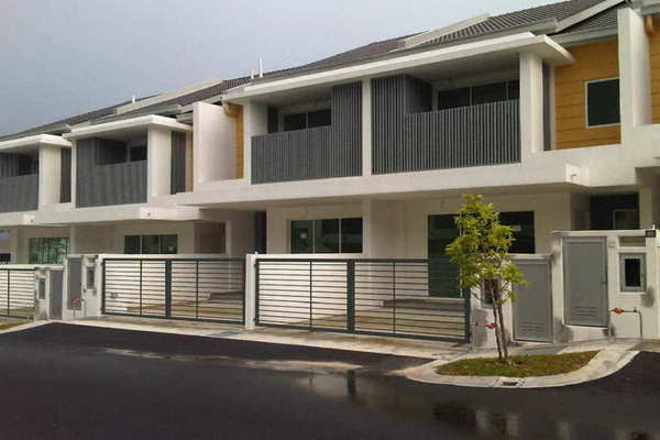 3sty Nadayu 92 Kajang Semenyih Jln Reko 25x98sf EX