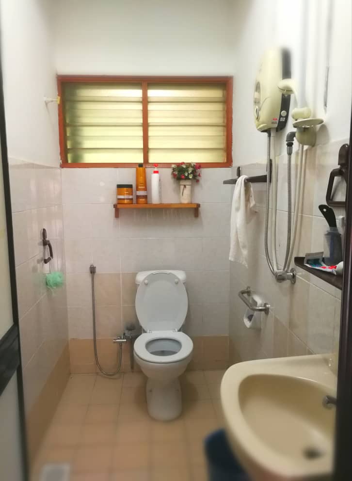 Double Storey Terrace House at Taman Bukit Saga - photo 5