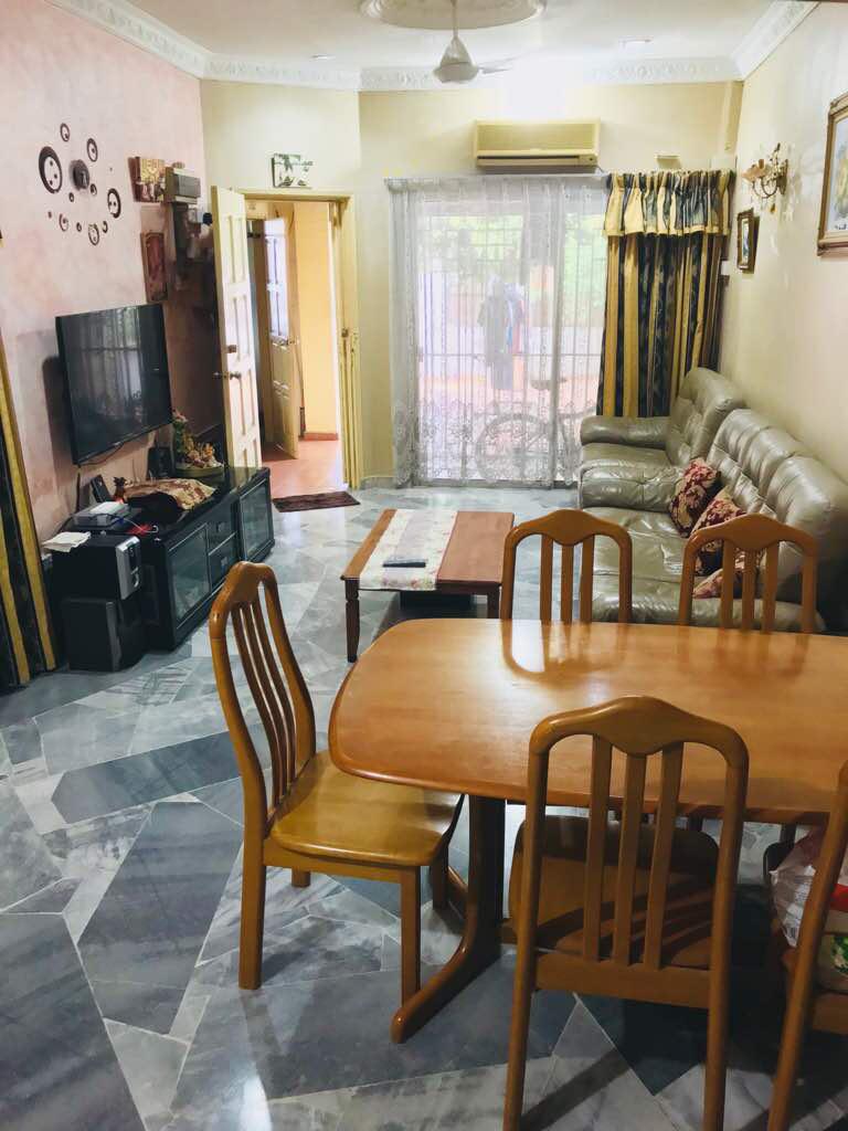 One and Half storey house, Alam Megah Seksyen 27 - photo 4