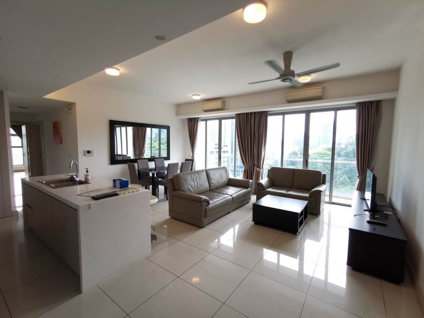 Suasana Bukit Ceylon 12-01