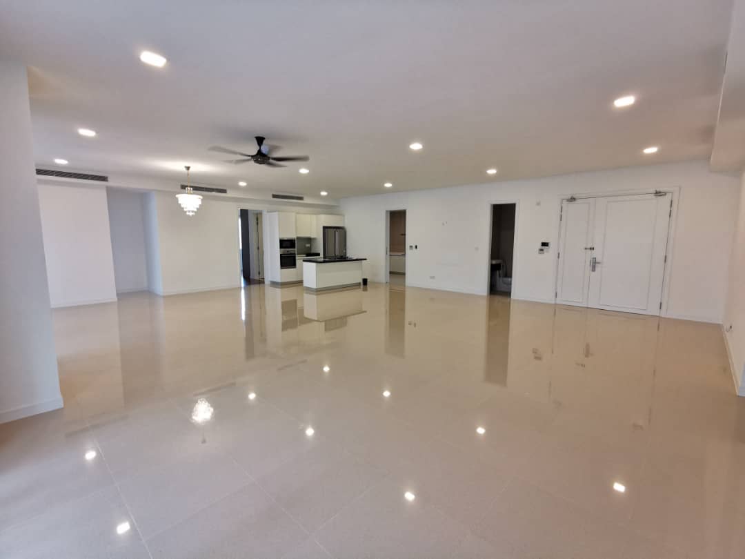 Pavilion Hilltop C-09