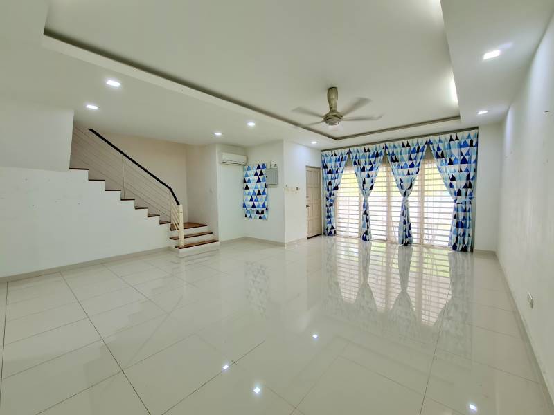 2 Storey Terrace, Tadisma At Seksyen 13, Shah Alam - photo 3