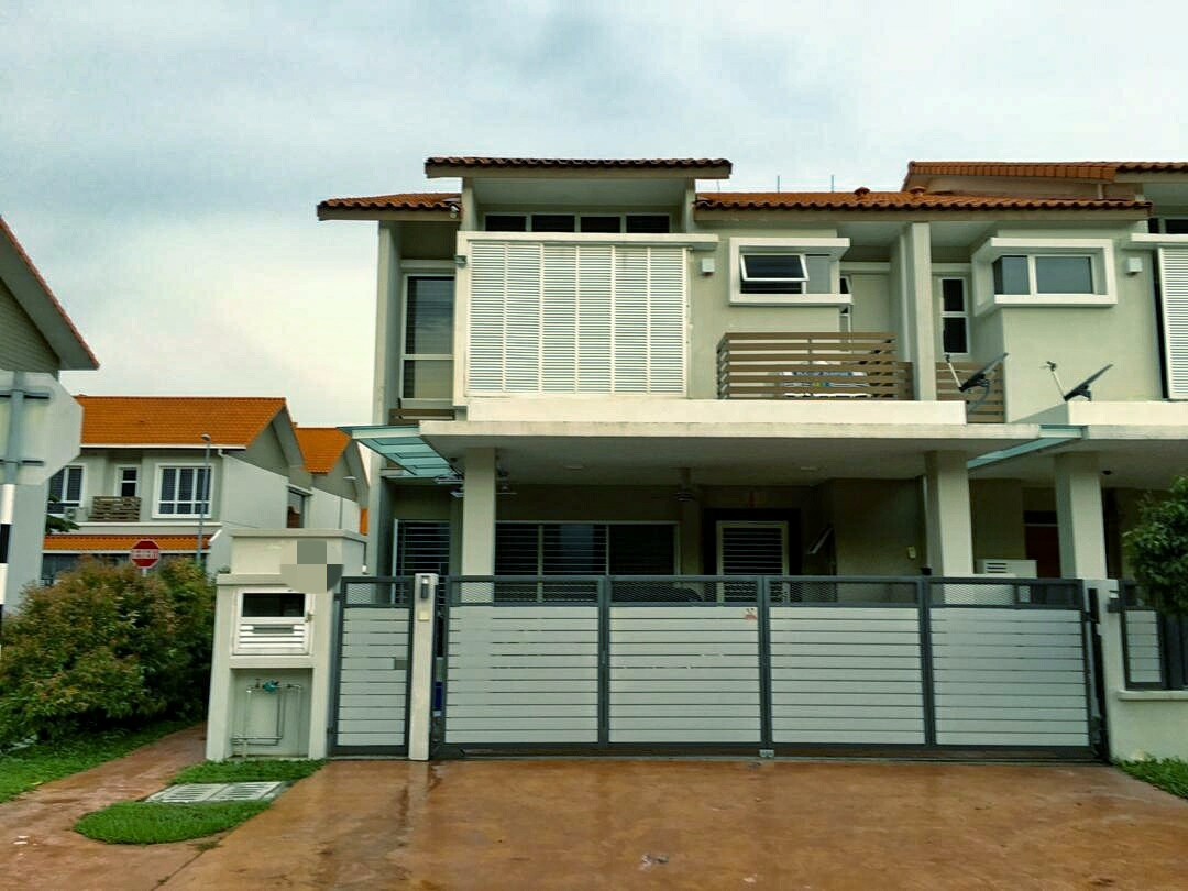 2 Storey Super Link Temasya Citra, Glenmarie - photo 1