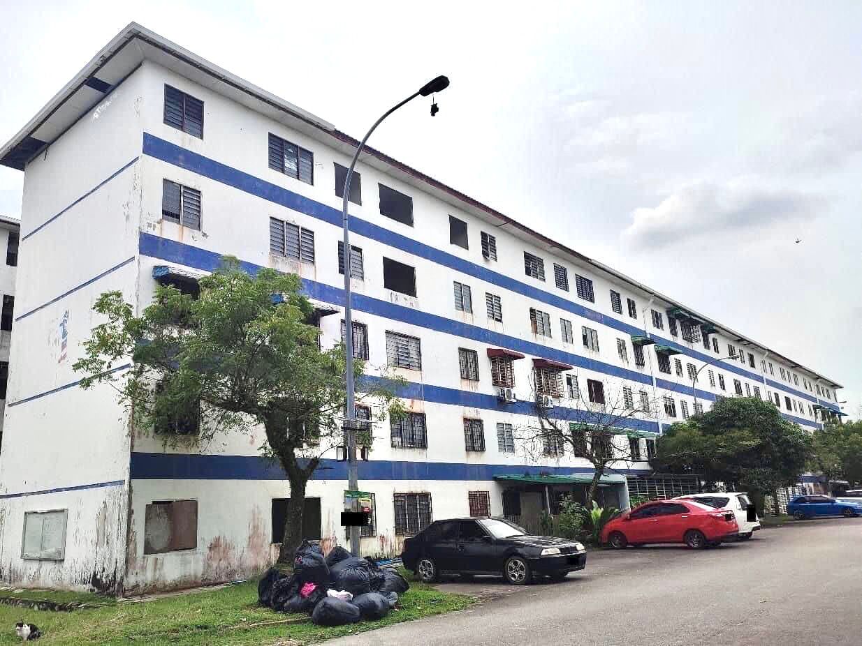 Rumah Pangsa Seri Ro ...