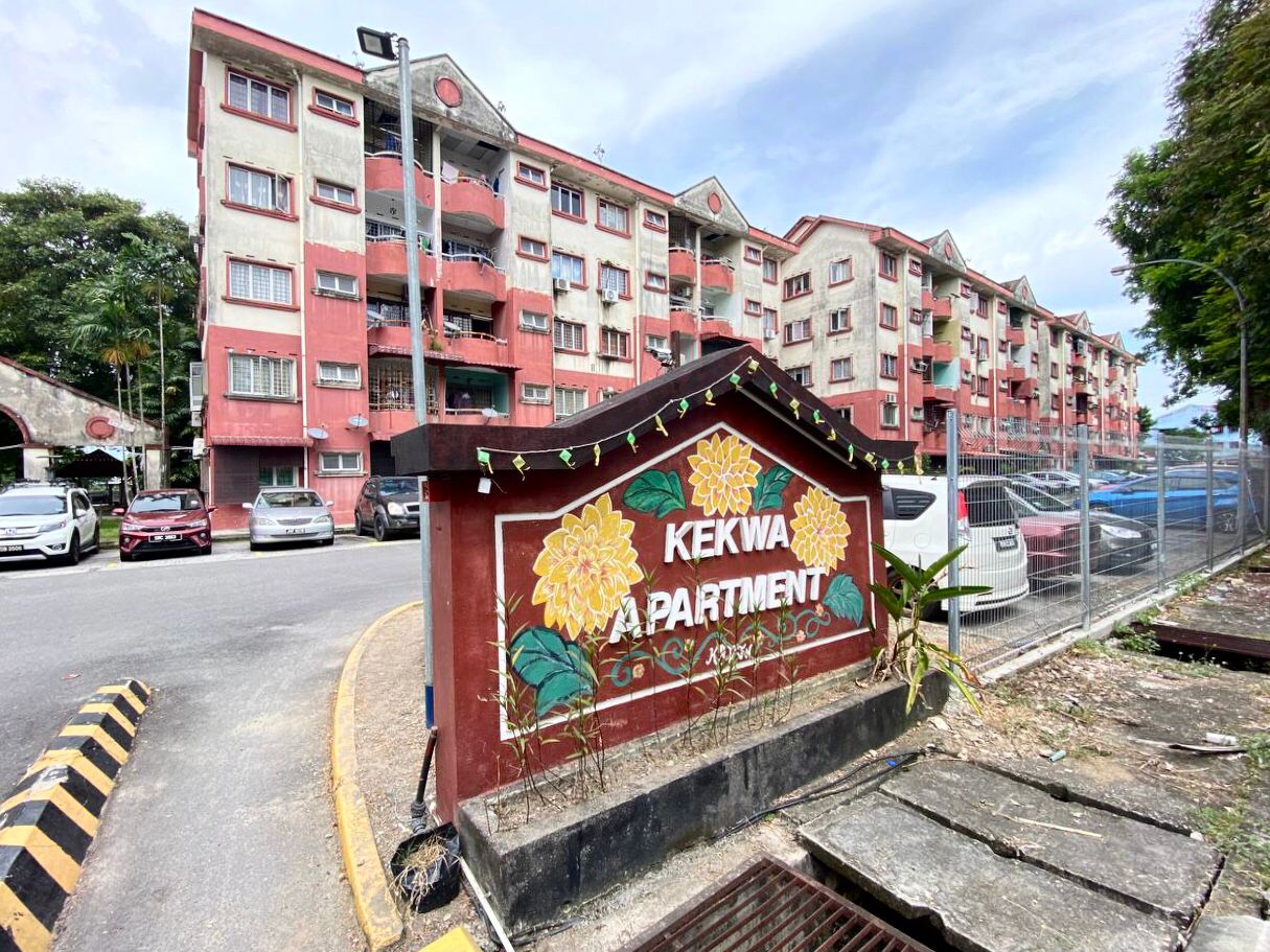 Kekwa Apartment Putra Perdana - photo 4