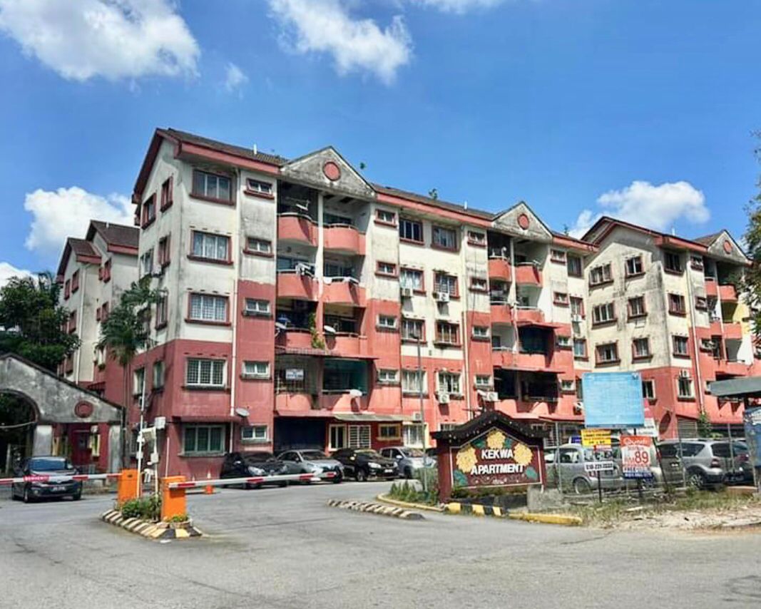 Kekwa Apartment Putra Perdana - photo 9