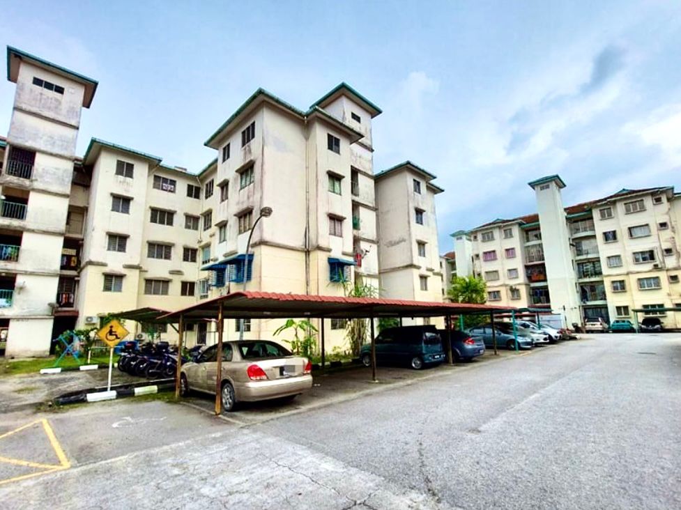 Birchwood Court ...