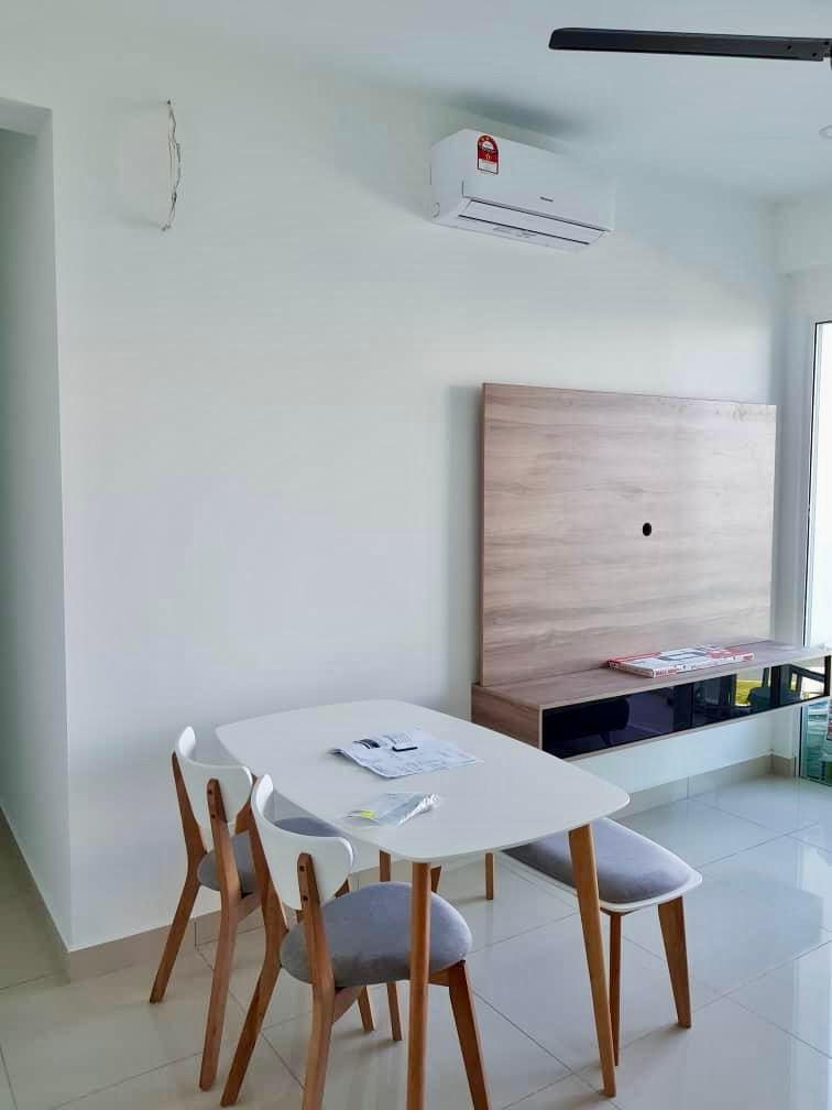 Tropicana Bay Residences - photo 2