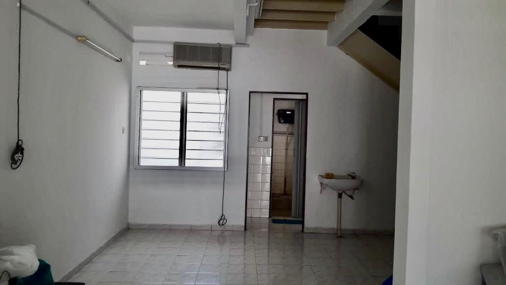 2 Storey Terrace House Greenlane - photo 3