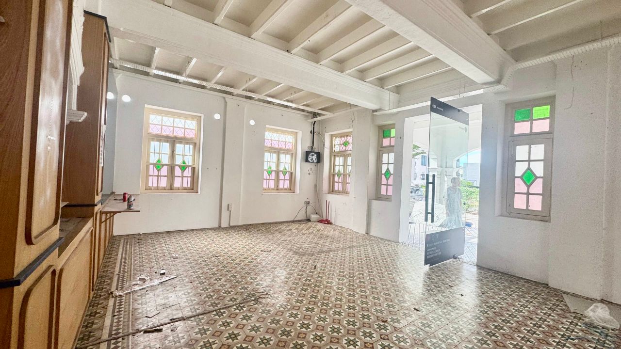 2 Storey Bungalow Shop Lot Jalan Kelawai - photo 6