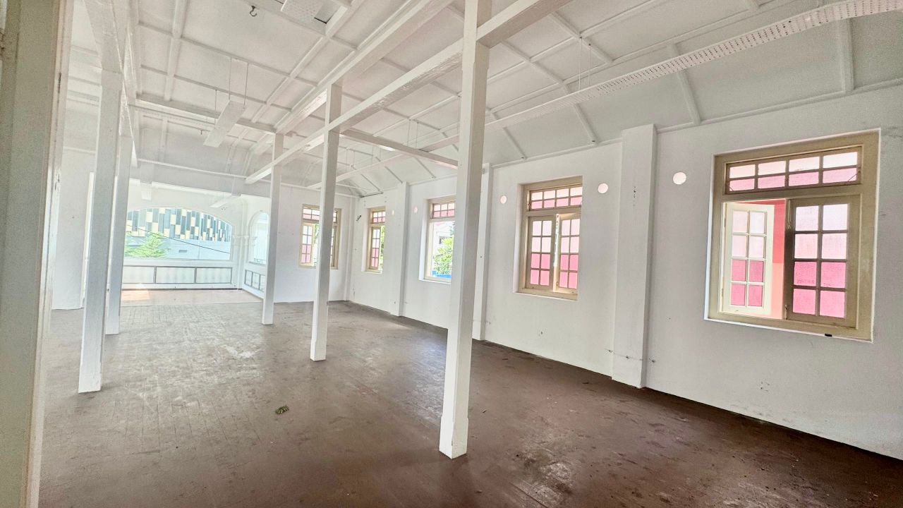2 Storey Bungalow Shop Lot Jalan Kelawai - photo 8