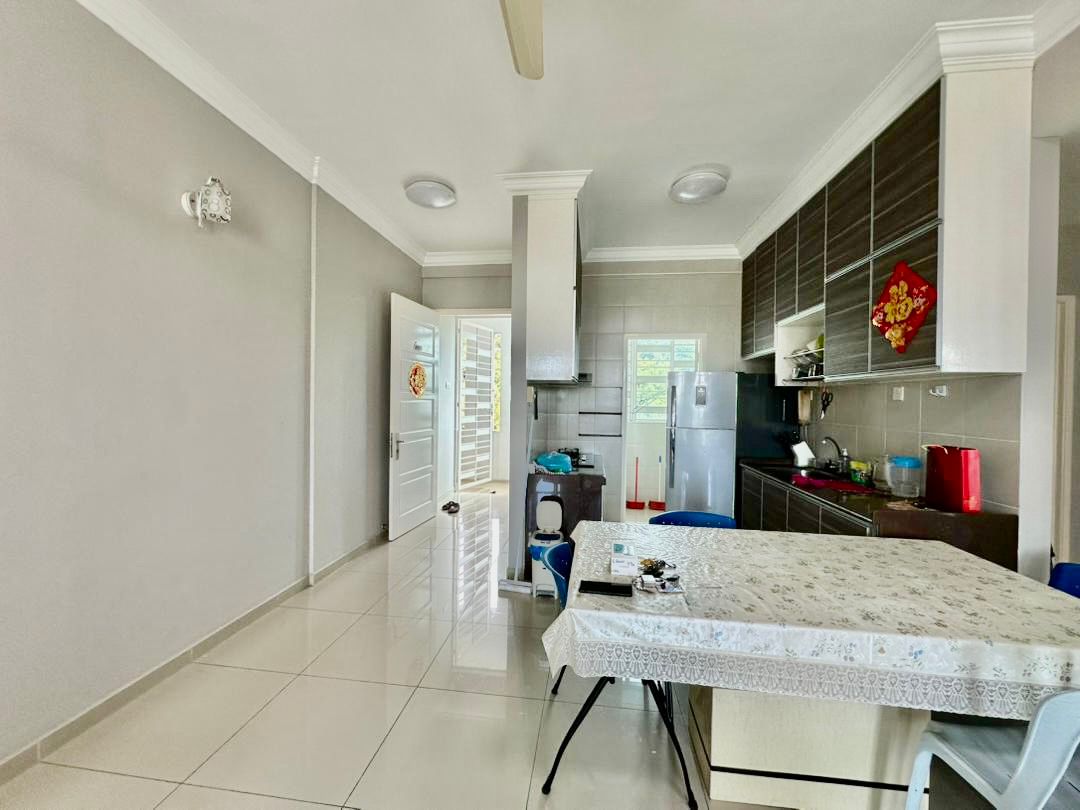 The Peak Residence - photo 3