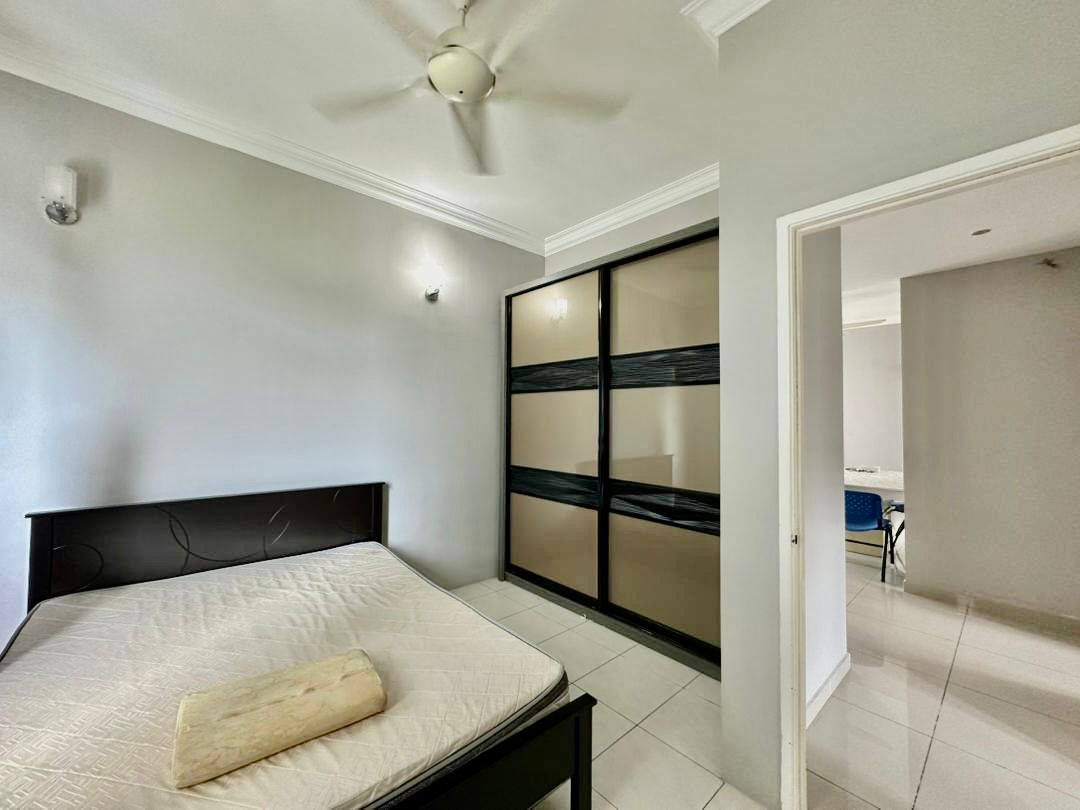 The Peak Residence - photo 4
