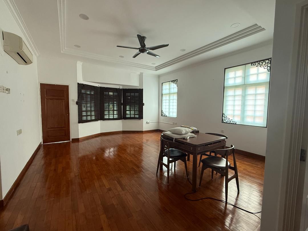 3Storey Bungalow House Pulau Tikus - photo 11