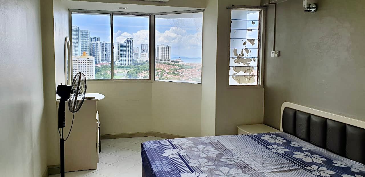 Marina Bay Condominium - photo 10