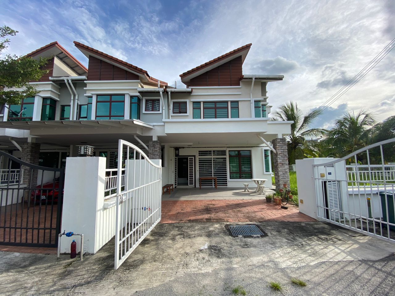 CORNER LOT DOUBLE STOREY TERRACE HOUSE - photo 9