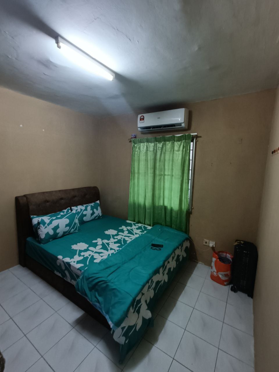 Ground Floor Saujana Apartment, Damansara Damai - photo 4