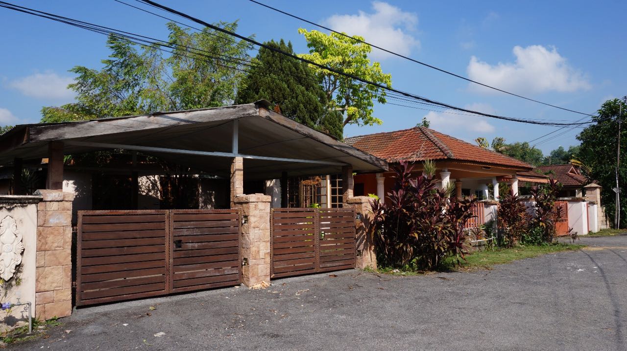 BUNGALOW SINGLE STOREY  SUNGAI RAMAL DALAM - photo 2
