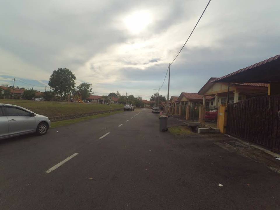 Single Storey Taman Bukit Sendayan - photo 1