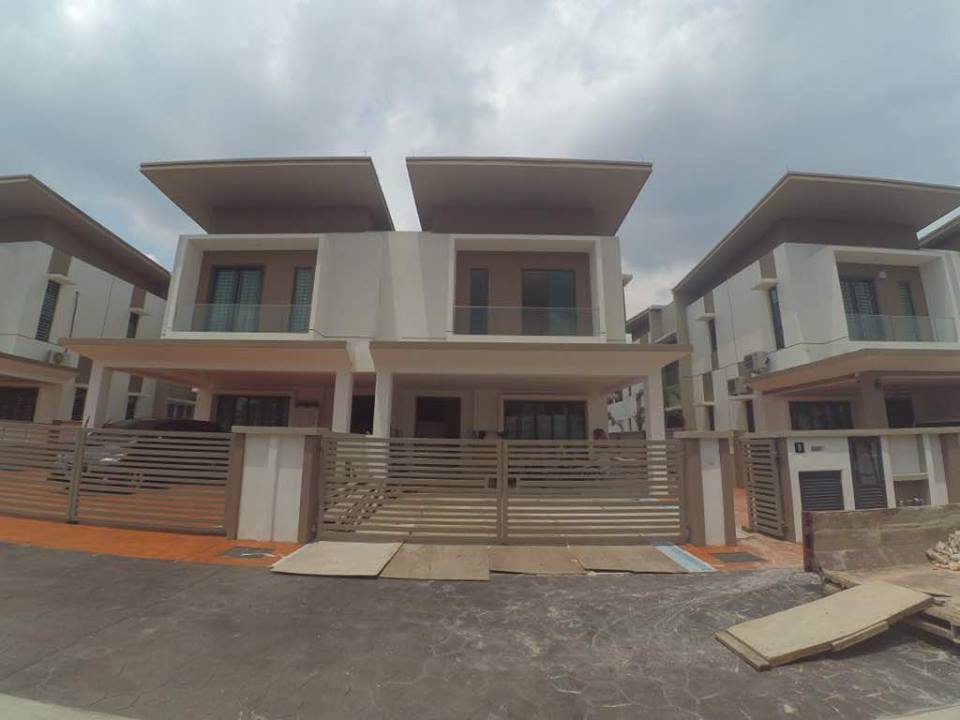 Semi-D Taman Bunga Kantan Kajang