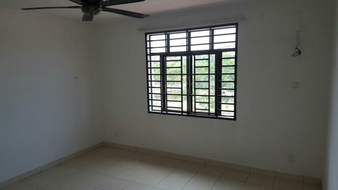Taman Desa Saga Nilai - photo 6