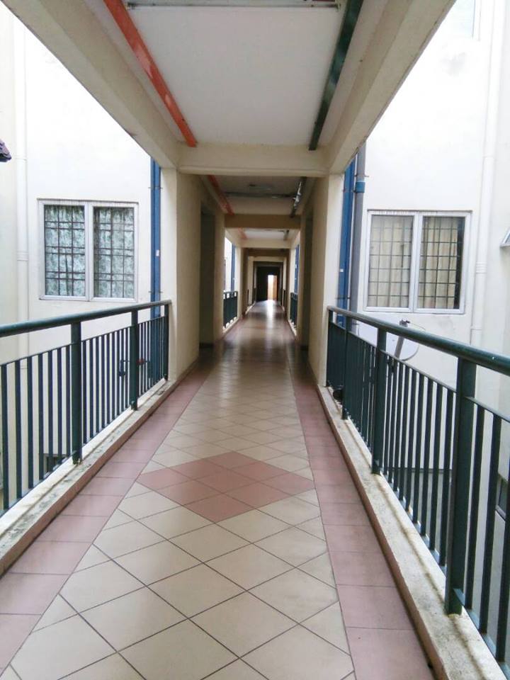 APARTMENT TAMAN TROPIKA - photo 2