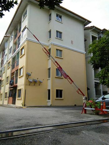 APARTMENT TAMAN TROPIKA - photo 1