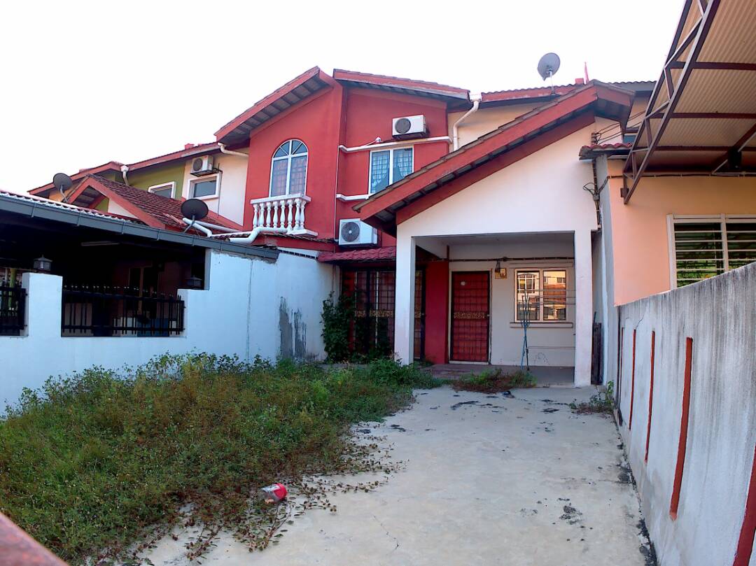 Taman Laguna, Pulau Indah - photo 1