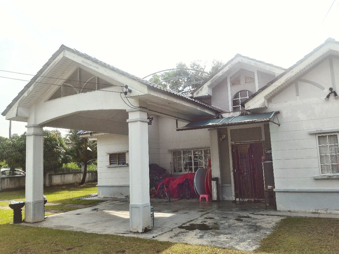 Bungalow Lavender Heights