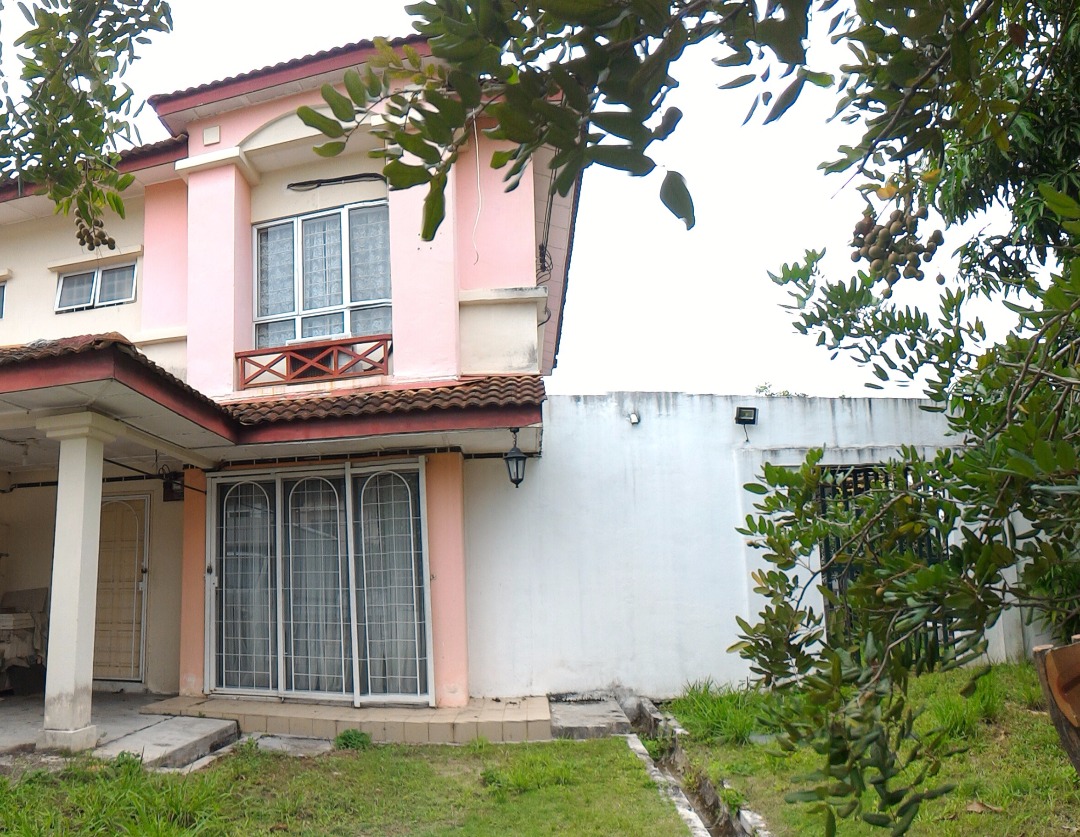 2 Storey TERRACE CORNER LOT  Saujana Utama