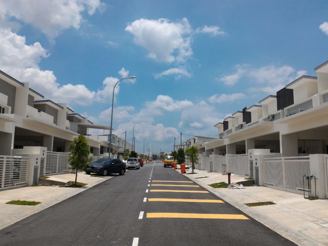 2 STOREY LINK HOMES 2 AT HIJAYU 3A - photo 2