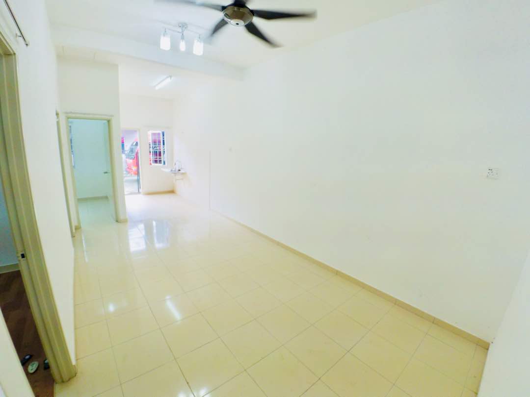 SINGLE STOREY TERRACE AT NUSARI AMAN 1, SENDAYAN - photo 2