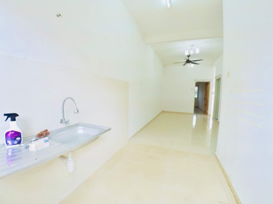 SINGLE STOREY TERRACE AT NUSARI AMAN 1, SENDAYAN - photo 6