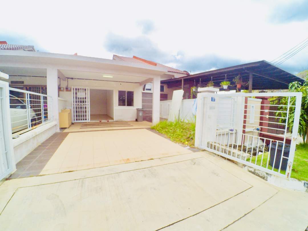 SINGLE STOREY TERRACE AT NUSARI AMAN 1, SENDAYAN