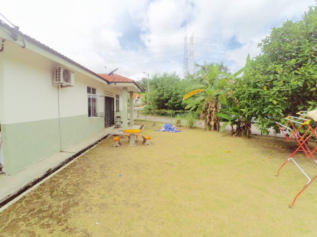 Single Storey Corner Lot Taman Jemerlang Panchor