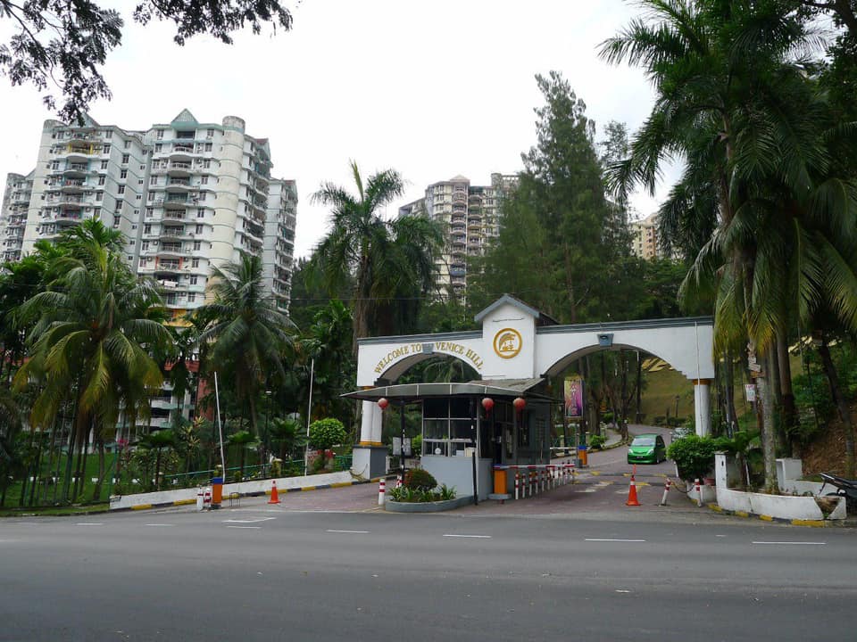 CORNER LOT Venice Hill Condo Cheras - photo 2