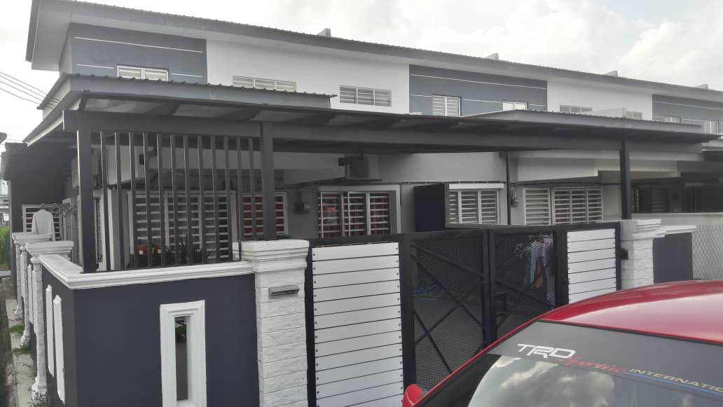 RUMAH SETINGKAT SETENGAH - photo 1