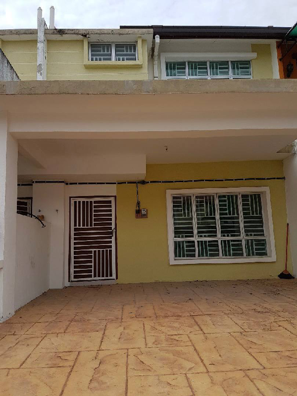 2 STOREY INTERMIDIATE OAKBERRY TAMAN PELANGI SEMENYIH 2  