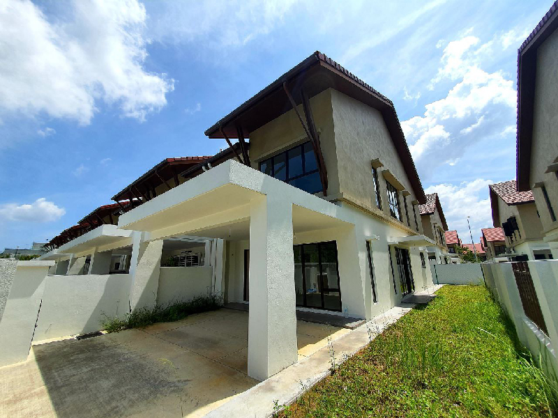 2 STOREY TERRACE HOUSE END LOT DAHLIA SERENE HIGH BANGI