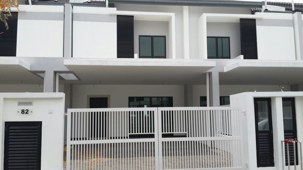 Double Storey Terrace Laman Delfina Nilai Impian