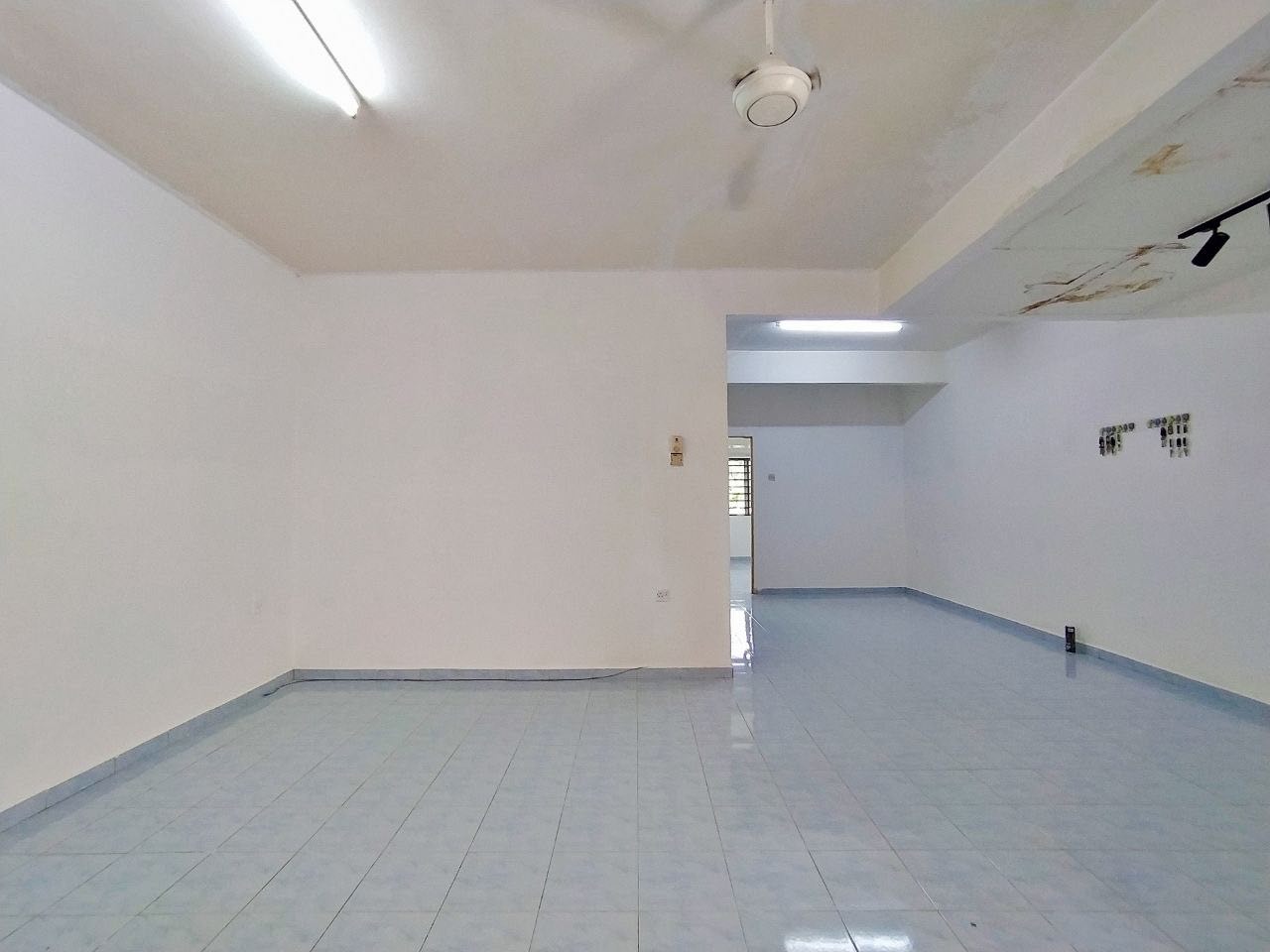 Double Storey Terrace Taman Ametis Dengkil - photo 2