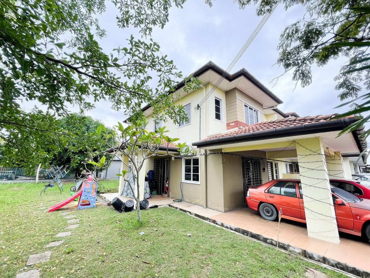 Double Storey Corner Lot Taman Selat Damai