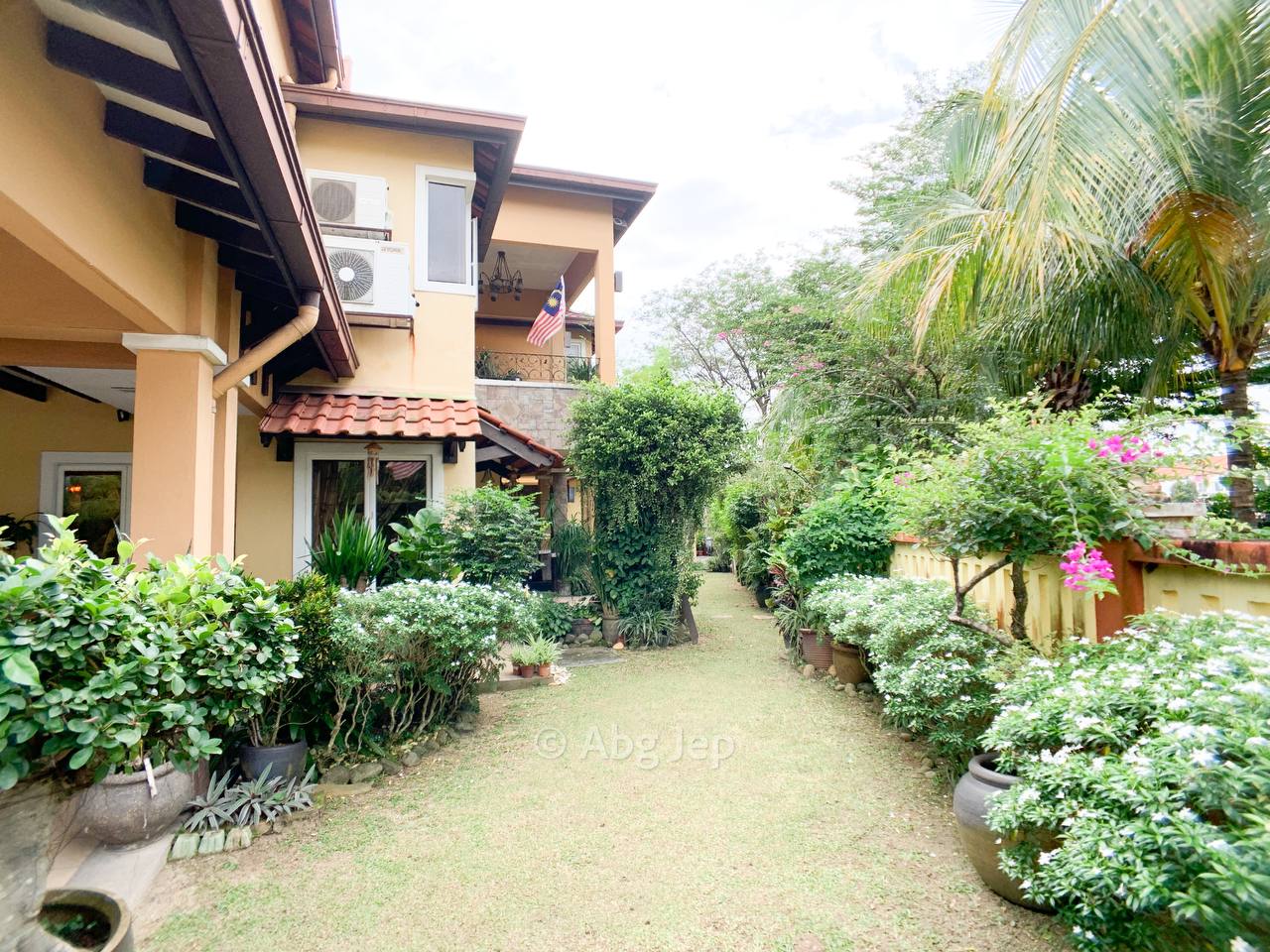 Double Storey Corner Lot Alam Damai Kuala Lumpur - photo 11